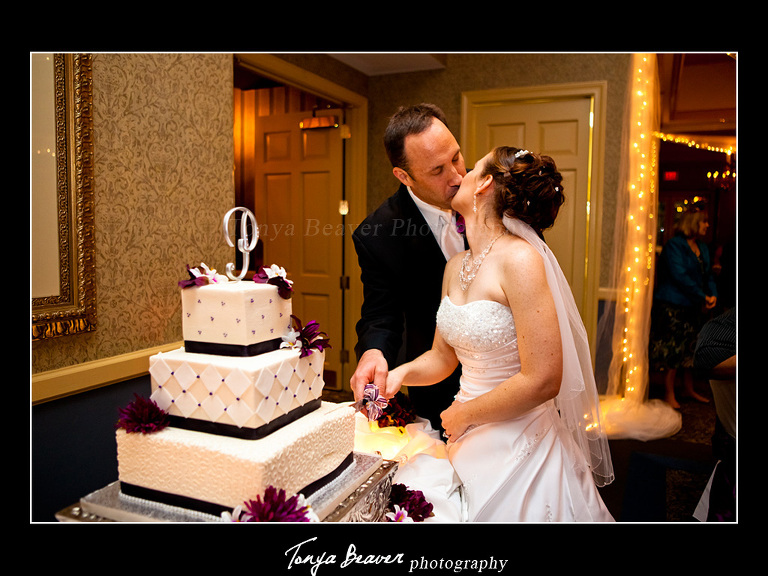 Jacksonville Golf and Country Club Weddings; Jacksonville Golf and Country Club Wedding Photos; Jacksonville Golf and Country Club Wedding Pictures; Jacksonville Golf and Country Club Wedding Photography; Jacksonville Golf and Country Club Wedding Photographer; JACKSONVILLE WEDDINGS; JACKSONVILLE WEDDING PHOTOS; JACKSONVILLE WEDDING PICTURES; JACKSONVILLE WEDDING PHOTOGRAPHER; JACKSONVILLE WEDDING PHOTOGRAPHY; JACKSONVILLE FLORIDA WEDDINGS; NORTH FLORIDA WEDDINGS; TONYA BEAVER PHOTOGRAPHY; jacksonville photographers; photographer jacksonville fl; 