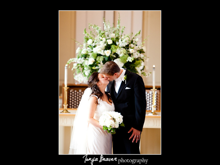 Lakewood Presbyterian Church;  Lakewood Presbyterian Church Weddings; Lakewood Presbyterian Church Wedding Photography;  Lakewood Presbyterian Church Wedding Photographer; Lakewood Presbyterian Church Wedding Photos;  Lakewood Presbyterian Church Wedding Pictures; San Jose Country Club; San Jose Country Club Weddings; San Jose Country Club Wedding Photos; San Jose Country Club Wedding Pictures; San Jose Country Club Wedding Photography; San Jose Country Club Wedding Photographer; JACKSONVILLE WEDDINGS; JACKSONVILLE WEDDING PHOTOS; JACKSONVILLE WEDDING PICTURES; JACKSONVILLE WEDDING PHOTOGRAPHER; JACKSONVILLE WEDDING PHOTOGRAPHY; JACKSONVILLE FLORIDA WEDDINGS; NORTH FLORIDA WEDDINGS; TONYA BEAVER PHOTOGRAPHY; jacksonville photographers; photographer jacksonville fl; 