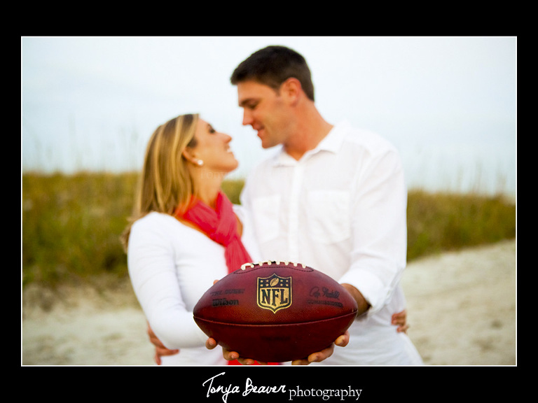 Atlantic Beach Engagement Photos; Beaches Town Center Engagement Photos; Coastal Engagement Photos; Tonya Beaver Photography; 