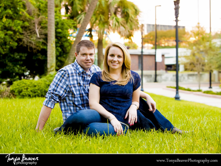 FIRST PRESBYTERIAN CHURCH ENGAGEMENT PHOTOS; DOWNTOWN JACKSONVILLE ENGAGEMENT PHOTOS; TONYA BEAVER PHOTOGRAPHY; 