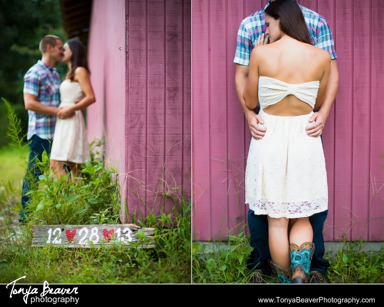 The Keeler Property Engagement Photos; Jacksonville Engagement Photos; Tonya Beaver Photography; County Engagement Photos; 