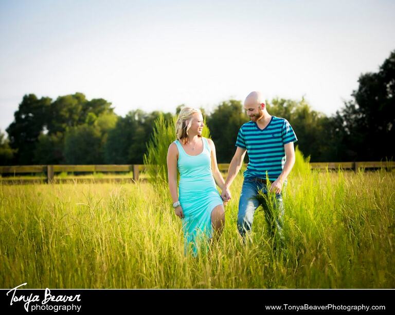 Live Oak Engagement Photos; Live Oak Engagement Photographer; Live Oak Engagement Photography; Outdoor Engagement Pictures; Tonya Beaver Photography;  Country Engagement Pictures; 