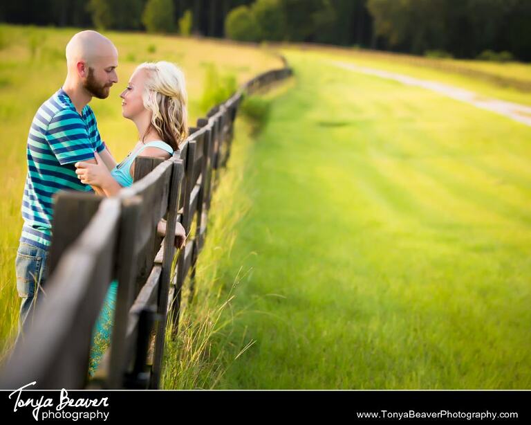 Live Oak Engagement Photos; Live Oak Engagement Photographer; Live Oak Engagement Photography; Outdoor Engagement Pictures; Tonya Beaver Photography;  Country Engagement Pictures; 