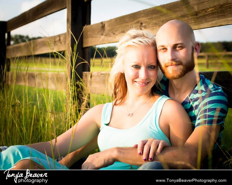 Live Oak Engagement Photos; Live Oak Engagement Photographer; Live Oak Engagement Photography; Outdoor Engagement Pictures; Tonya Beaver Photography;  Country Engagement Pictures; 