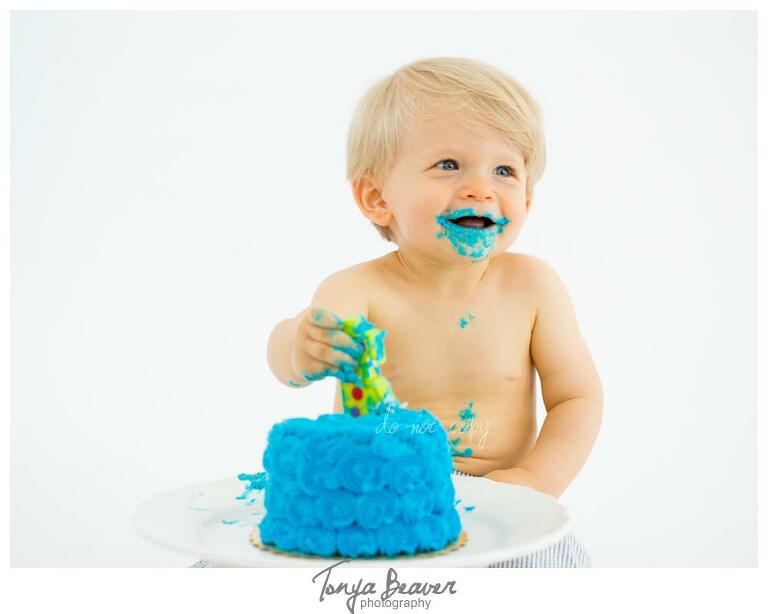 Jacksonville Cake Smash Photographer; Jacksonville Cake Smash Photography; Jacksonville Cake Smash Photos; Jacksonville Cake Smash Pictures; Tonya Beaver Photography, 
