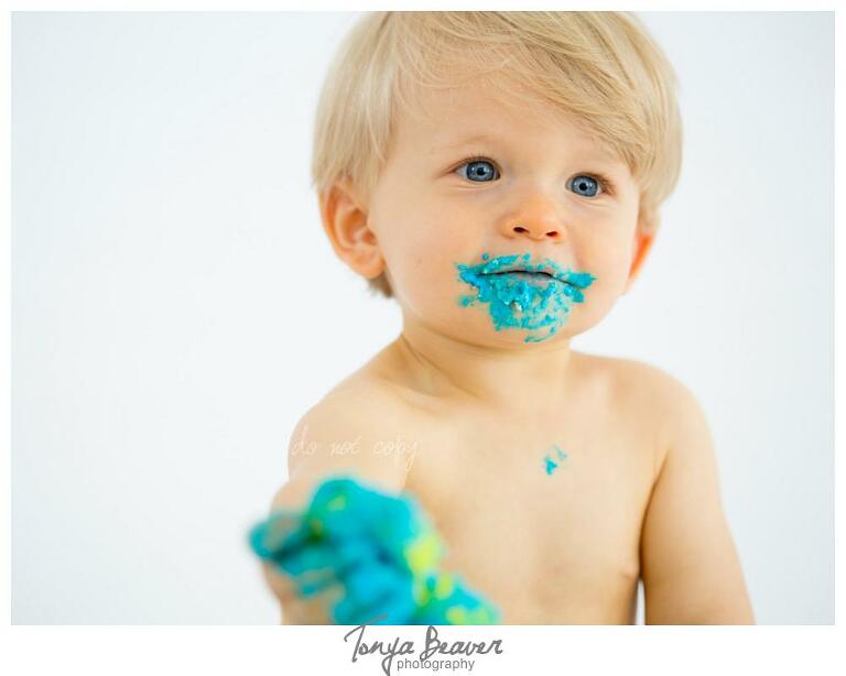 Jacksonville Cake Smash Photographer; Jacksonville Cake Smash Photography; Jacksonville Cake Smash Photos; Jacksonville Cake Smash Pictures; Tonya Beaver Photography, 