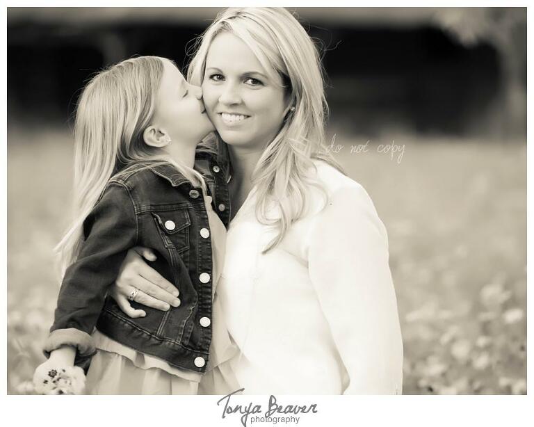 Jacksonville Family Photography; Live Oak Family Photography; Live Oak Flower Fields Family Photos; Flower Fields Family Photos; Live Oak Florida; Live Oak Family Photographer; Live Oak Family Photos; Live Oak Family Pictures; Tonya Beaver Photography; 