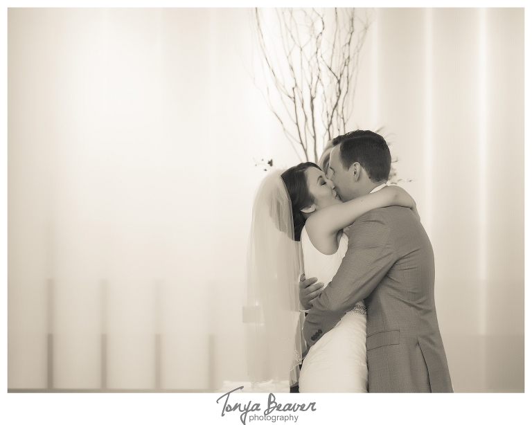 MOCA wedding photography; Jacksonville Wedding Photography; Tonya Beaver Photography; 023 (Side 23)