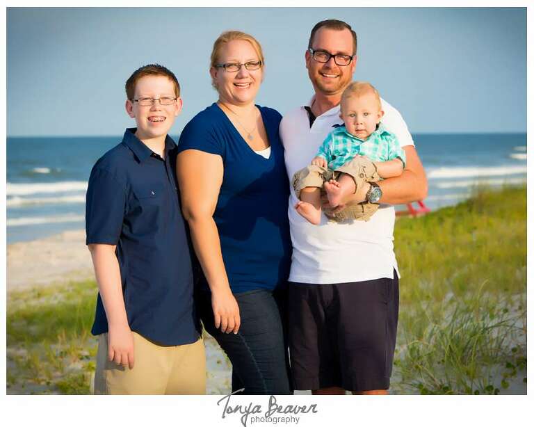 jacksonville family portraits; jacksonville beach family photos; hanna park family photos; jacksonville family photographer; tonya beaver photography; Extended Family Photos; Extended Family Photography; Jacksonville Beach Extended Family Photos; dunes FAmily Photos; Beach Extended Family Photos;