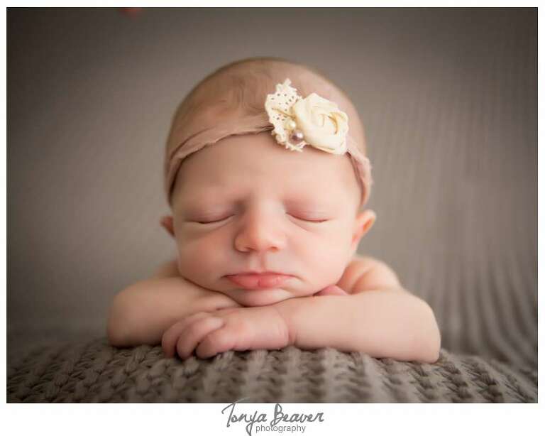 jacksonville florida photography; tonya beaver photography; Jacksonville Newborn Photography; Jacksonville Newborn Photographer; Jacksonville Newborn Pictures; Jacksonville Newborn Photos; Jacksonville Lifestyle Newborn Photos; 