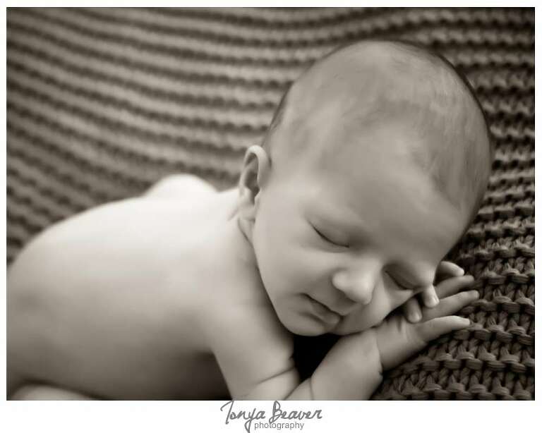 jacksonville florida photography; tonya beaver photography; Jacksonville Newborn Photography; Jacksonville Newborn Photographer; Jacksonville Newborn Pictures; Jacksonville Newborn Photos; Jacksonville Lifestyle Newborn Photos; 