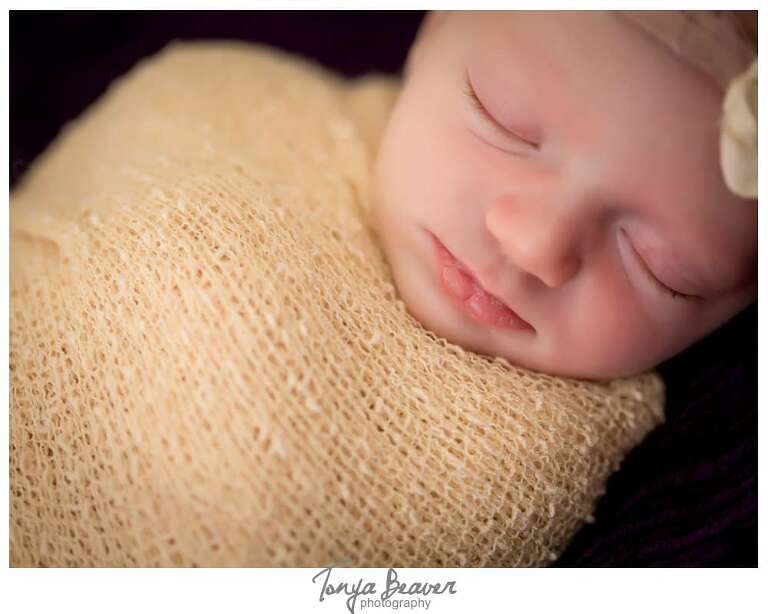 jacksonville florida photography; tonya beaver photography; Jacksonville Newborn Photography; Jacksonville Newborn Photographer; Jacksonville Newborn Pictures; Jacksonville Newborn Photos; Jacksonville Lifestyle Newborn Photos; 