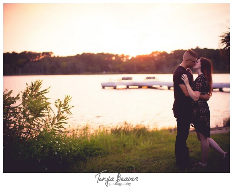 NAS JACKSONVILLE ENGAGEMENT PHOTOS BY TONYA BEAVER PHOTOGRAPHY