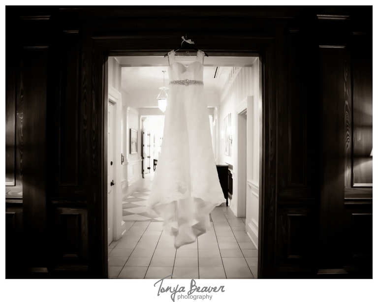 Jacksonville wedding photography; Tonya Beaver Photography; Timuquana Country Club; Jacksonville Wedding; TIMUQUANA COUNTRY CLUB WEDDING PHOTOS; TIMUQUANA COUNTRY CLUB WEDDING PICTURES; TIMUQUANA COUNTRY CLUB WEDDING PHOTOGRAPHY; TIMUQUANA COUNTRY CLUB WEDDING PHOTOGRAPHER; TIMUQUANA COUNTRY CLUB WEDDINGS; TIMUQUANA COUNTRY CLUB; JACKSONVILLE WEDDING PHOTOS; JACKSONVILLE WEDDING PICTURES; JACKSONVILLE WEDDING PHOTOGRAPHER; JACKSONVILLE WEDDING PHOTOGRAPHY; JACKSONVILLE WEDDINGS;