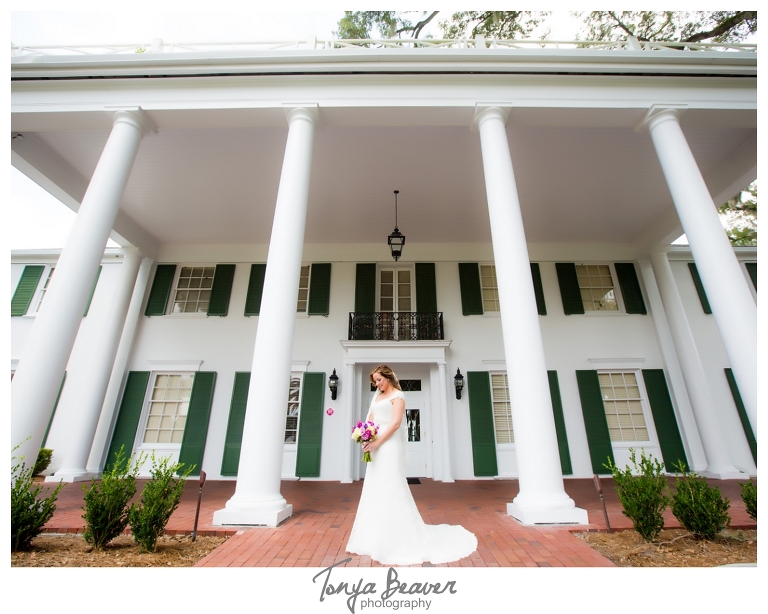 Jacksonville wedding photography; Tonya Beaver Photography; Timuquana Country Club; Jacksonville Wedding; TIMUQUANA COUNTRY CLUB WEDDING PHOTOS; TIMUQUANA COUNTRY CLUB WEDDING PICTURES; TIMUQUANA COUNTRY CLUB WEDDING PHOTOGRAPHY; TIMUQUANA COUNTRY CLUB WEDDING PHOTOGRAPHER; TIMUQUANA COUNTRY CLUB WEDDINGS; TIMUQUANA COUNTRY CLUB; JACKSONVILLE WEDDING PHOTOS; JACKSONVILLE WEDDING PICTURES; JACKSONVILLE WEDDING PHOTOGRAPHER; JACKSONVILLE WEDDING PHOTOGRAPHY; JACKSONVILLE WEDDINGS;