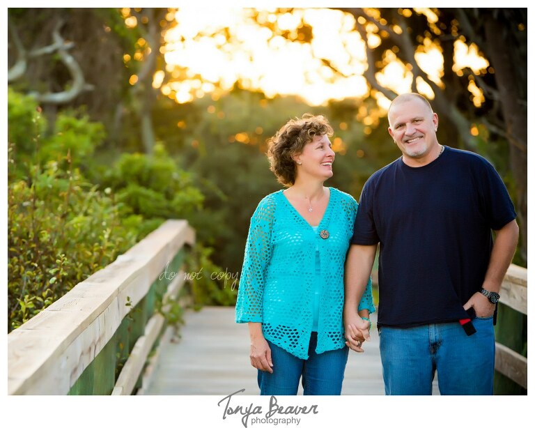 atlantic beach family photographer; hanna park family photographer; jacksonville family photographer; tonya beaver photography, Sunset Family photos; Boardwalk family photos; Beach FAmily Photos; 