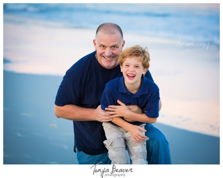 atlantic beach family photographer; hanna park family photographer; jacksonville family photographer; tonya beaver photography, Sunset Family photos; Boardwalk family photos; Beach FAmily Photos; 