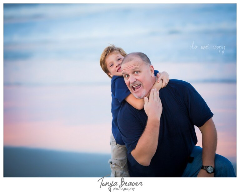 atlantic beach family photographer; hanna park family photographer; jacksonville family photographer; tonya beaver photography, Sunset Family photos; Boardwalk family photos; Beach FAmily Photos; 