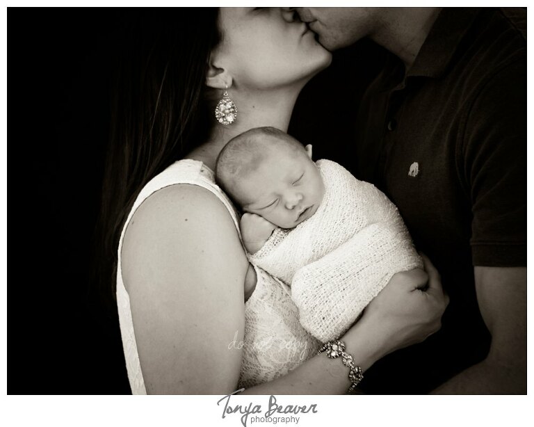 jacksonville newborn photography; jacksonville newborn pictures; firefighter newborn photos; jacksonville beach photographer; tonya beaver photography; 