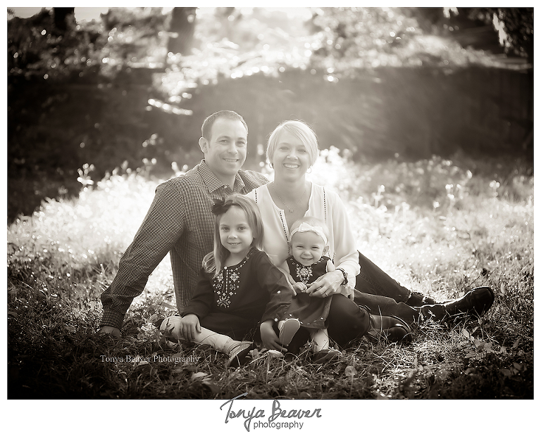 jacksonville family photography; family photos; jacksonville rustic family photos; mini sessions; fall mini sessions; tonya beaver photography; 