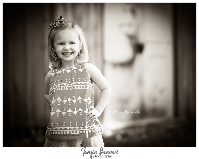 jacksonville family photography; family photos; jacksonville rustic family photos; mini sessions; fall mini sessions; tonya beaver photography; 