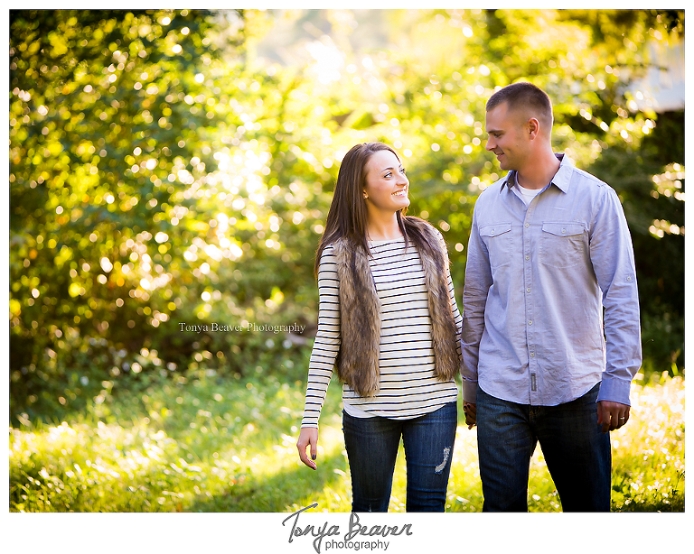 jacksonville family photography; family photos; jacksonville rustic family photos; mini sessions; fall mini sessions; tonya beaver photography; Jacksonville Park Family Photos; 