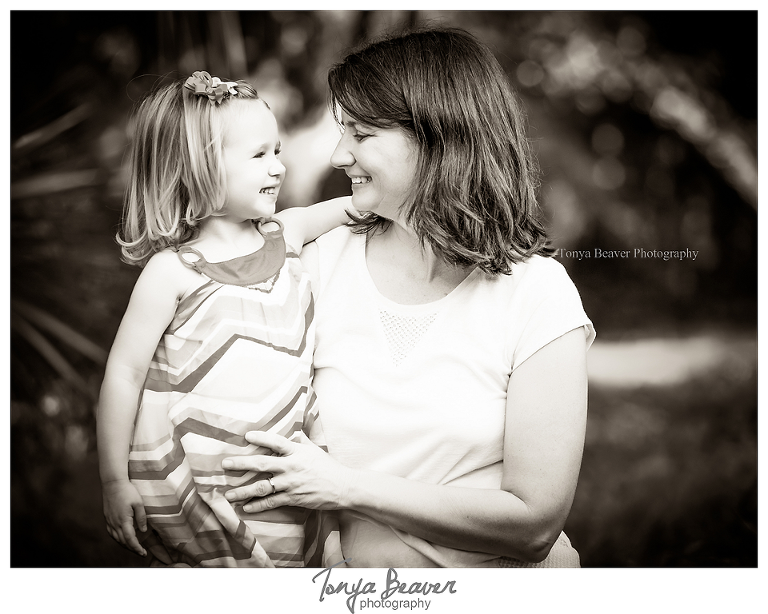 jacksonville family photography; family photos; jacksonville rustic family photos; mini sessions; fall mini sessions; tonya beaver photography; 