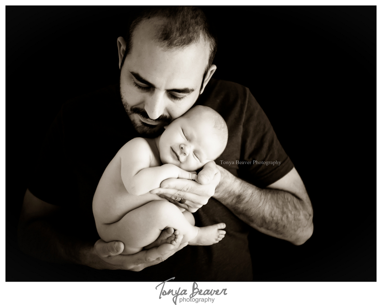 jacksonville newborn photographer; jacksonville newborn photos; jacksonville maternity photo session; jacksonville photography studio; tonya beaver photography; 