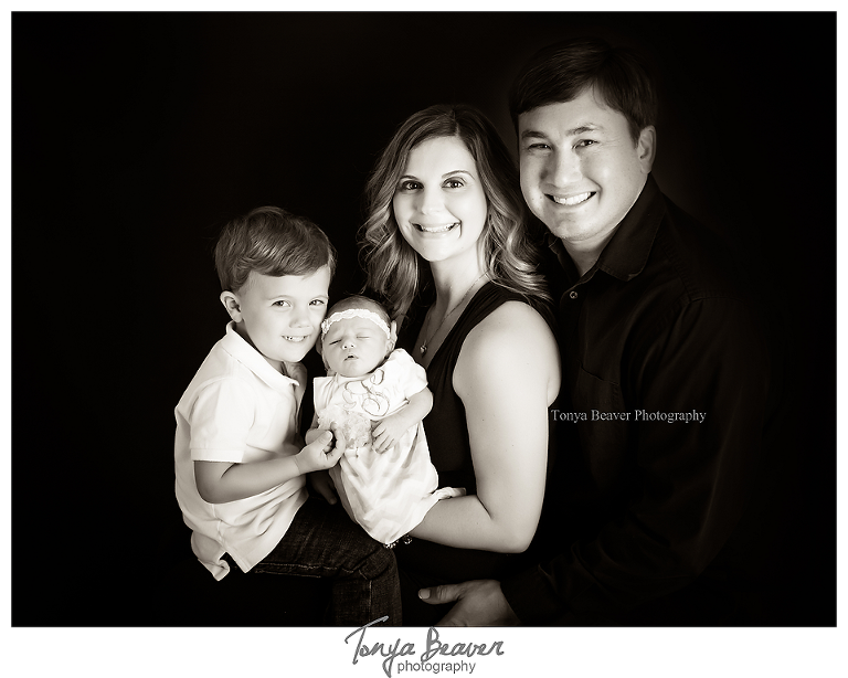 jacksonville newborn photographer; jacksonville photography studio; baby photos; newborn photos; maternity photos; tonya beaver photography;