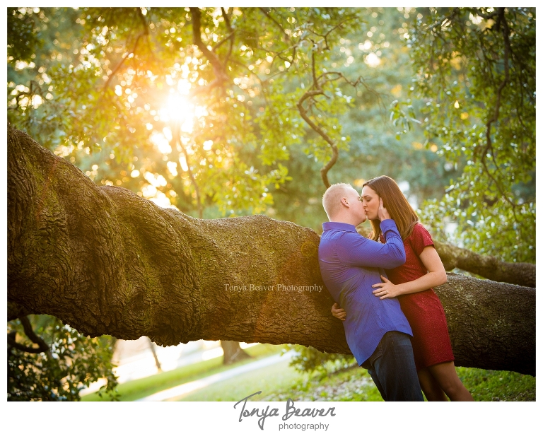 Treaty Oak Park Engagement Photos by Tonya Beaver Photography; jacksonville engagement photographer; jacksonville wedding photographer; downtown jax engagement photos; treaty oak engagement photos; tonya beaver photography;