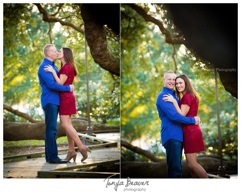 Treaty Oak Park Engagement Photos by Tonya Beaver Photography; jacksonville engagement photographer; jacksonville wedding photographer; downtown jax engagement photos; treaty oak engagement photos; tonya beaver photography;