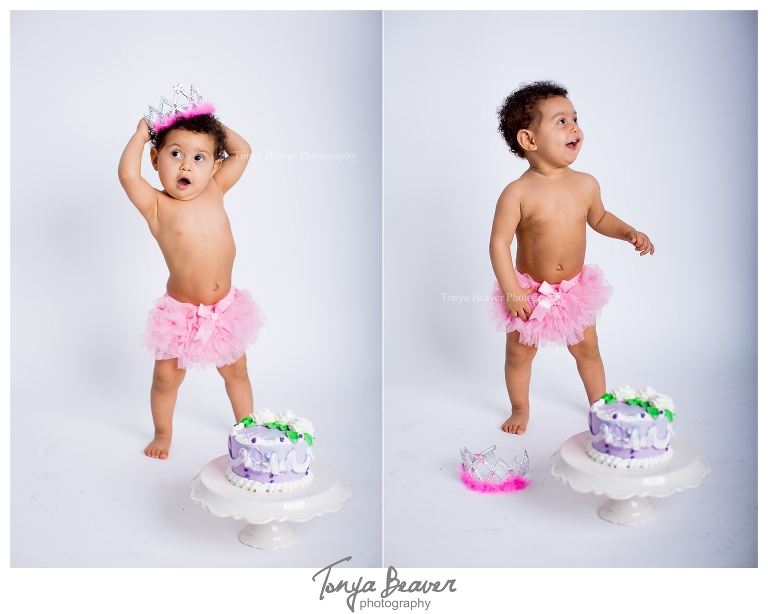 Jacksonville Cake Smash Photography; Tonya Beaver Photography; Jacksonville Cake Smash Photographer; Jacksonville Cake Smash Photos; Jacksonville Cake Smash Pictures; Jacksonville 1st Birthday Photography; Jacksonville 1st Birthday Photographer; Jacksonville 1st Birthday Photos; Jacksonville 1st Birthday Pictures; 