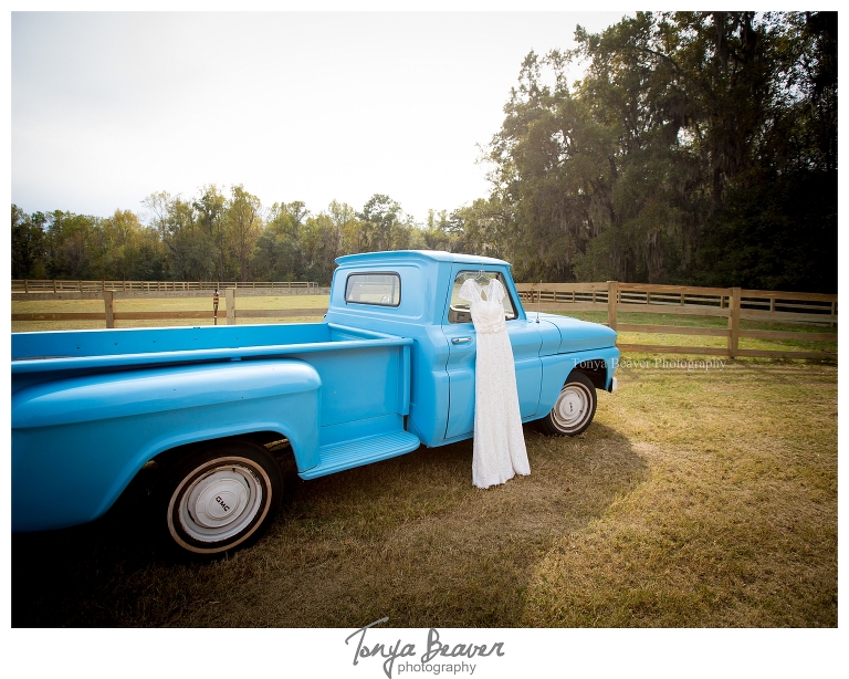 Adele Grage Community Center; Bull Memorial Park; Adele Grage Cultural Center; ATLANTIC BEACH WEDDING PHOTOGRAPHY; ADELE GRAGE CULTURAL CENTER WEDDING PHOTOGRAPHY; ATLANTIC BEACH WEDDING PHOTOS; ADELE GRAGE CULTURAL CENTER WEDDING PHOTOS; ATLANTIC BEACH WEDDING PHOTOGRAPHER; ADELE GRAGE CULTURAL CENTER WEDDING PHOTOGRAPHER; ATLANTIC BEACH WEDDING PICTURES; ADELE GRAGE CULTURAL CENTER WEDDING PICTURES; TONYA BEAVER PHOTOGRAPHY; Gibbs Farm Produce; Gibbs Farm Produce Wedding Photographer; Gibbs Farm Produce Wedding Photography; Gibbs Farm Produce Wedding Photos; Gibbs Farm Produce Wedding Pictures; Gibbs Farm Produce Weddings;