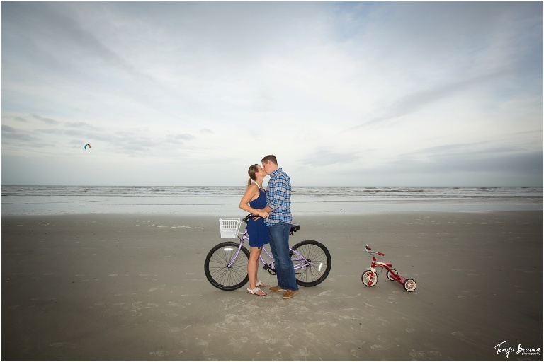 Jacksonville Beach Maternity Photos; Tonya Beaver Photography; Bike Maternity Photos; Bike Maternity Announcement Photos; Jacksonville Beach Maternity Photography; Jacksonville Beach Maternity Photographer; Jacksonville Beach Maternity Pictures; Maternity Announcement Photos; Maternity Announcement Photography; Maternity Announcement Photographer; Maternity Announcement Pictures; 