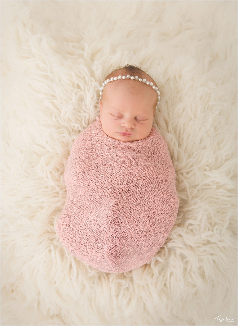 tonya beaver photography; jacksonville newborn photographer; jacksonville beach family photographer; Jacksonville Beach Newborn Photos; Jacksonville Beach Newborn Photography; Jacksonville Beach Newborn Photographer; Jacksonville Beach Newborn Pictures; 