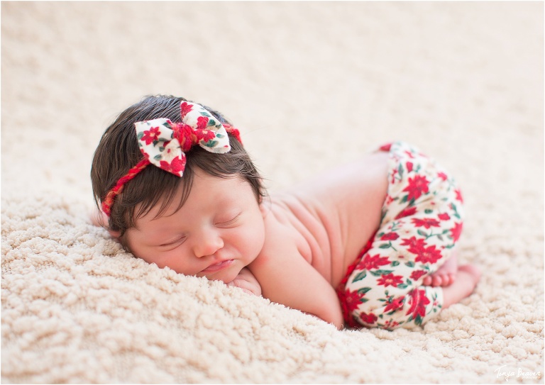 Jacksonville Beach Newborn Photographer; Jacksonville Beach Newborn Photography; Jacksonville Beach Newborn Photos; Jacksonville Beach Newborn Picture; Tonya Beaver Photography; 