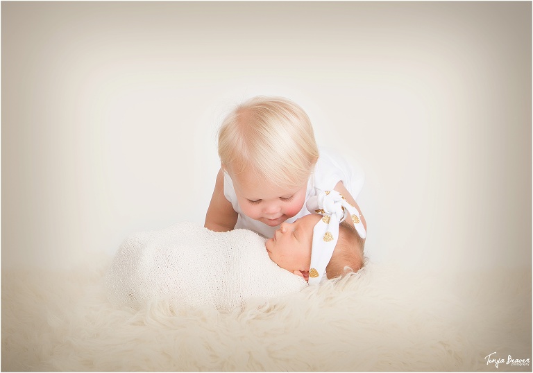 tonya beaver photography; jacksonville newborn photographer; jacksonville beach family photographer; Jacksonville Beach Newborn Photos; Jacksonville Beach Newborn Photography; Jacksonville Beach Newborn Photographer; Jacksonville Beach Newborn Pictures; 