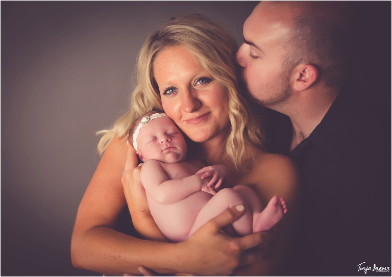 Jacksonville newborn photography; neptune beach newborn photography; jacksonville beach newborn photography; ponte vedra newborn photography; Tonya Beaver Photography; 