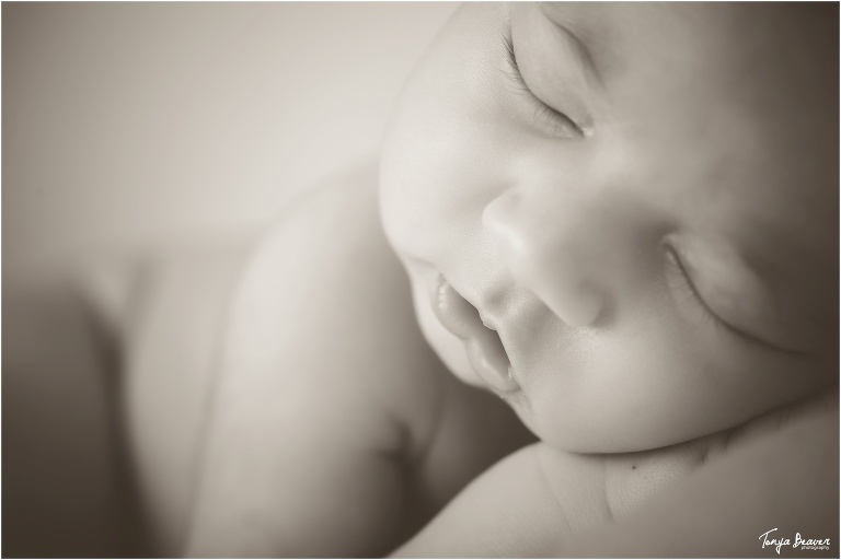jacksonville newborn photography; jacksonville baby photography; neptune beach baby photography; ponte Vedra baby photography; newborn photos; baby photos; tonya beaver photography; JACKSONVILLE BEACH NEWBORN PHOTOGRAPHY; 