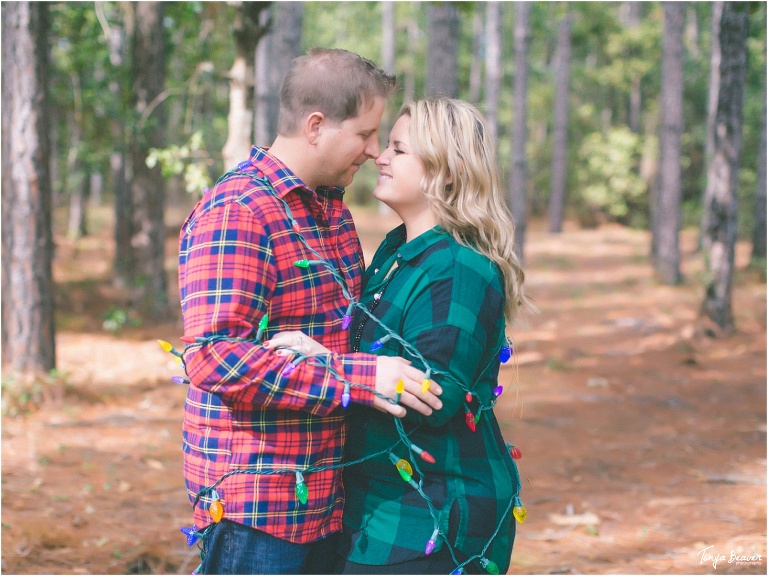 jacksonville-engagement-photos-jacksonville-engagement-photographer-christmas-engagement-photos-tonya-beaver-photography-017