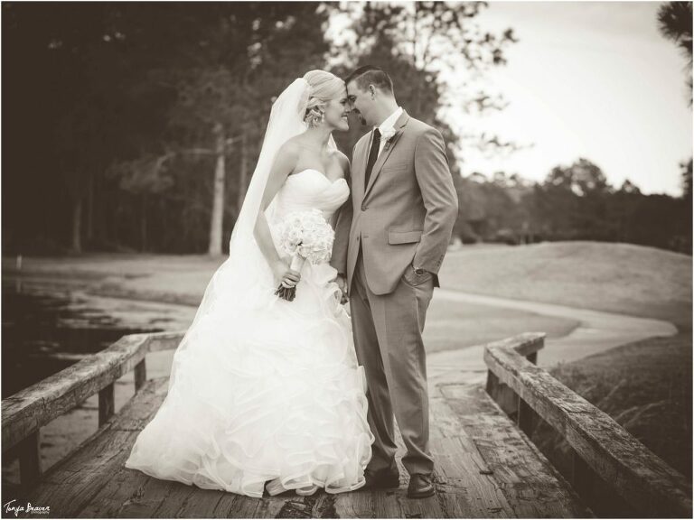 DEERCREEK COUNTRY CLUB; DEERCREEK COUNTRY CLUB WEDDING PHOTOS; DEERCREEK COUNTRY CLUB WEDDING PICTURES; DEERCREEK COUNTRY CLUB WEDDING PHOTOGRAPHER; DEERCREEK COUNTRY CLUB WEDDING PHOTOGRAPHY; DEERCREEK COUNTRY CLUB WEDDINGS; jacksonville photographers; photographer jacksonville fl; JACKSONVILLE WEDDING PHOTOGRAPHY; JACKSONVILLE WEDDING PHOTOGRAPHER; JACKSONVILLE WEDDING PHOTOS; JACKSONVILLE WEDDING PICTURES; TONYA BEAVER PHOTOGRAPHY; 