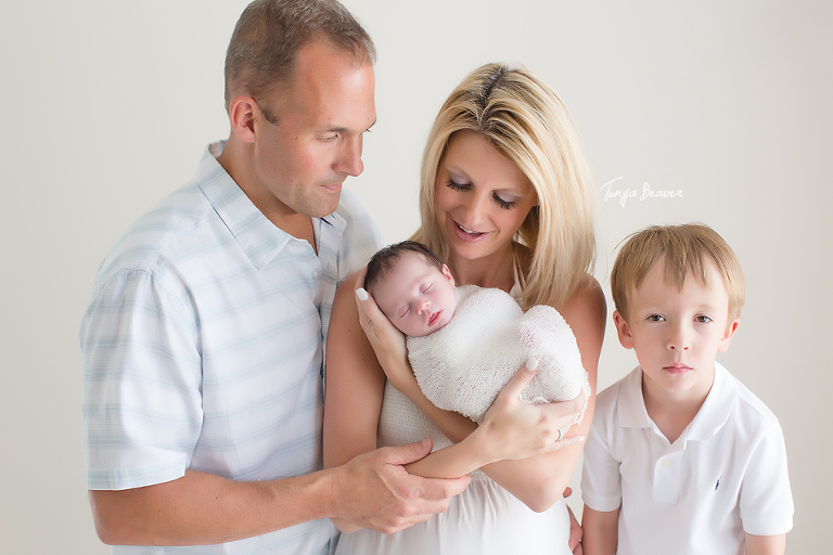 JACKSONVILLE BEACH NEWBORN PHOTOS; JACKSONVILLE BEACH NEWBORN PHOTOGRAPHY; JACKSONVILLE BEACH NEWBORN PHOTOGRAPHER; JACKSONVILLE BEACH NEWBORN PICTURES; TONYA BEAVER PHOTOGRAPHY; 