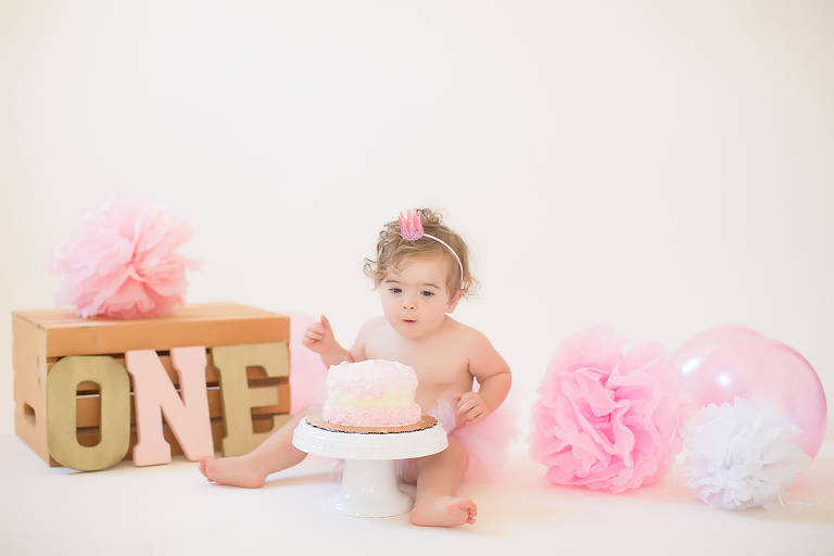 JACKSONVILLE CAKE SMASH PHOTOGRAPHY; JACKSONVILLE ONE YEAR PHOTOS; TONYA BEAVER PHOTOGRAPHY; JACKSONVILLE ONE YEAR PHOTOGRAPHY; JACKSONVILLE ONE YEAR PHOTOGRAPHER; JACKSONVILLE ONE YEAR PHOTOS; JACKSONVILLE CAKE SMASH PHOTOGRAPHER; JACKSONVILLE CAKE SMASH PHOTOS; JACKSONVILLE CAKE SMASH PICTURES; 