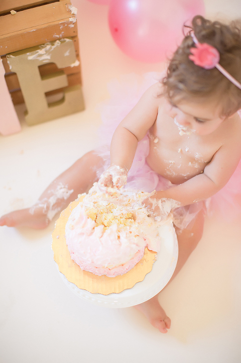 JACKSONVILLE CAKE SMASH PHOTOGRAPHY; JACKSONVILLE ONE YEAR PHOTOS; TONYA BEAVER PHOTOGRAPHY; JACKSONVILLE ONE YEAR PHOTOGRAPHY; JACKSONVILLE ONE YEAR PHOTOGRAPHER; JACKSONVILLE ONE YEAR PHOTOS; JACKSONVILLE CAKE SMASH PHOTOGRAPHER; JACKSONVILLE CAKE SMASH PHOTOS; JACKSONVILLE CAKE SMASH PICTURES; 
