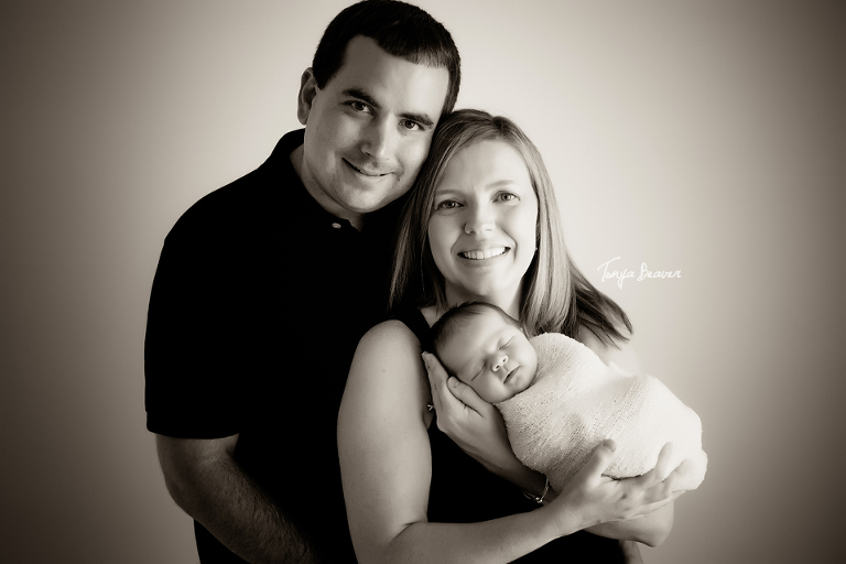 JACKSONVILLE BEACH NEWBORN PHOTOS; JACKSONVILLE BEACH NEWBORN PHOTOGRAPHY; JACKSONVILLE BEACH NEWBORN PHOTOGRAPHER; JACKSONVILLE BEACH NEWBORN PICTURES; TONYA BEAVER PHOTOGRAPHY; 