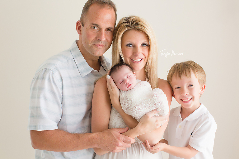 JACKSONVILLE BEACH NEWBORN PHOTOS; JACKSONVILLE BEACH NEWBORN PHOTOGRAPHY; JACKSONVILLE BEACH NEWBORN PHOTOGRAPHER; JACKSONVILLE BEACH NEWBORN PICTURES; TONYA BEAVER PHOTOGRAPHY; 