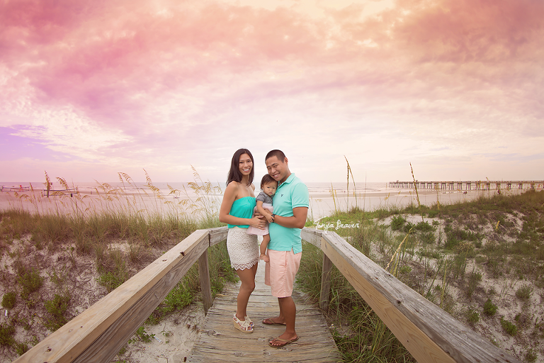 JACKSONVILLE FAMILY PHOTOGRAPHY; BEACH FAMILY PHOTOS; JACKSONVILLE BEACH FAMILY PHOTOS; ATLANTIC BEACH FAMILY PHOTOS; NEPTUNE BEACH FAMILY PHOTOS; TONYA BEAVER PHOTOGRAPHY; 