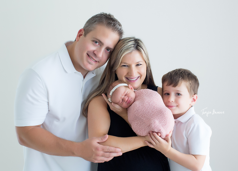 JACKSONVILLE BEACH NEWBORN PHOTOS; JACKSONVILLE BEACH NEWBORN PHOTOGRAPHY; JACKSONVILLE BEACH NEWBORN PICTURES; JACKSONVILLE BEACH NEWBORN PHOTOGRAPHER; TONYA BEAVER PHOTOGRAPHY; 
