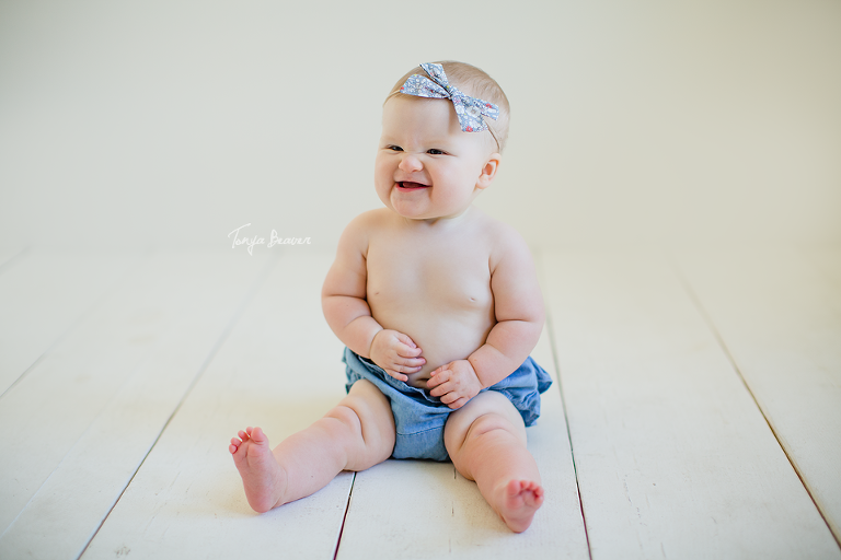 JACKSONVILLE BABY PHOTOGRAPHER; JACKSONVILLE 8 MONTH PHOTOS;  8 MONTH PHOTOS; JACKSONVILLE BABY PHOTOGRAPHY; JACKSONVILLE BABY PHOTOS; JACKSONVILLE BABY PICTURES; TONYA BEAVER PHOTOGRAPHY; 