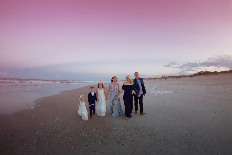 ATLANTIC BEACH FAMILY PHOTOGRAPHY; ATLANTIC BEACH FAMILY PHOTOS; TONYA BEAVER PHOTOGRAPHY; SUNSET FAMILY PHOTOS; 